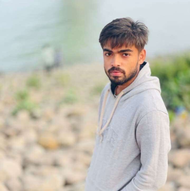 Nahidwyiv's profile picture. 