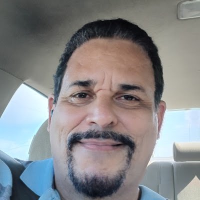 elvyn0530's profile picture. 