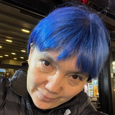 GulyaAlmambet's profile picture. наша надежда на дзаньшин💙💛 трабл-шутер