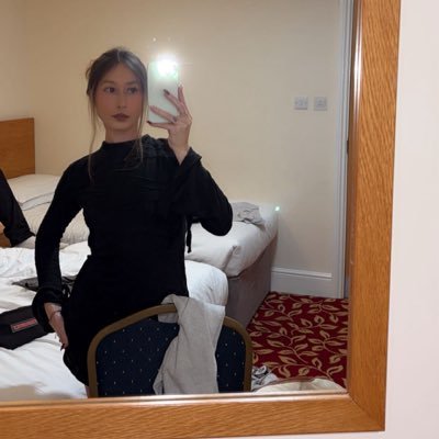 leeannewhu's profile picture. @westham ~ 28✨