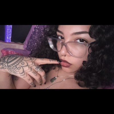 Lianiiixox's profile picture. 21+ Only • Single Milf 🩷 I Respond On Telegram & Onlyfans 🩷 Insta : Liianiioxo • @Mistressliani