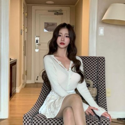 jenny_blushmint's profile picture. pink cheeks & gentle chaos 💗 @LushAIagency