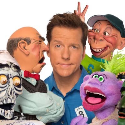 package8579's profile picture. Follow back to get your winning package