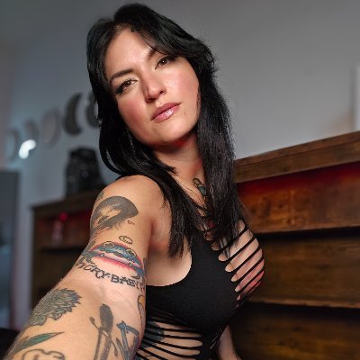 TatianaVex's profile picture. BTGGF 🖤🍒☕️