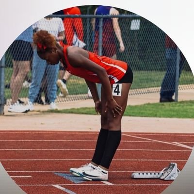 jchinn32's profile picture. track Instagram tag
noelani.chinn2028
Clinton High School Junior