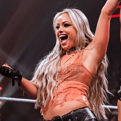 SimonIzzyluv's profile picture. Christ ✝️ #LizFF #LnL2 #Lumi #Xarah Alexa, Liv ❤️ Tweet soaps/WWE. Rhaenyra & Danaerys stan. Arya Stark. Ahsoka. Potterhead. Cillian. Jacob. Jonathan. Andy.