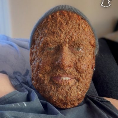 aaronup's profile picture. snapchat aaron_up Instagram aaronupham1 https://t.co/zn3tMFb823