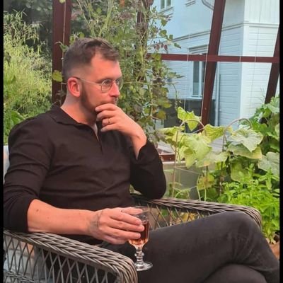 MattiasWlntin's profile picture. Diskbänksrealism och medelmåtteri