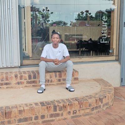 dumisa_za's profile picture. Full-Stack Developer | Aspiring Data Engineer