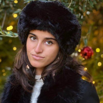 Laurawhistle's profile picture. “𝒮𝓂𝑜𝑜𝓉𝒽 𝒪𝓅𝑒𝓇𝒶𝓉𝑜𝓇” 𝟝𝟝 🌶 🏎 Fotógrafa obsesiva de charcos… A veces dibujo.