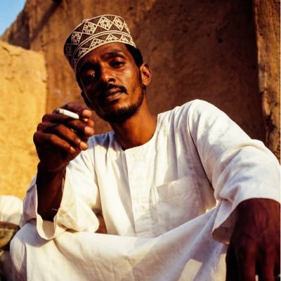 Mohammed42Elyas's profile picture. أنا دقة عود تحت صوت محمود