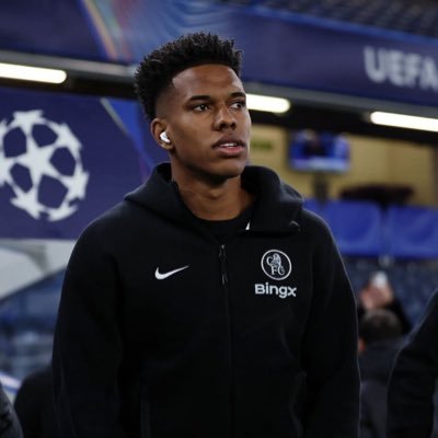 kwadwopaid's profile picture. Living the YOUTUBER life ❤️ A True Blue 💙.