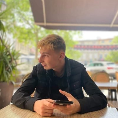 YannickPla24129's profile picture. 