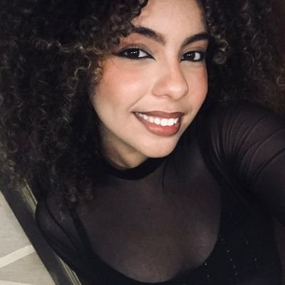 isapvrd_'s profile picture. ☀︎