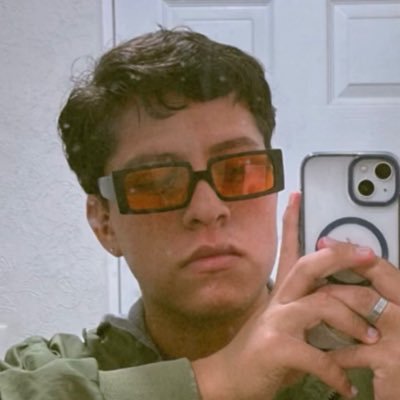 zaidmebarak's profile picture. 20 años, transtornado y enamorado del amor