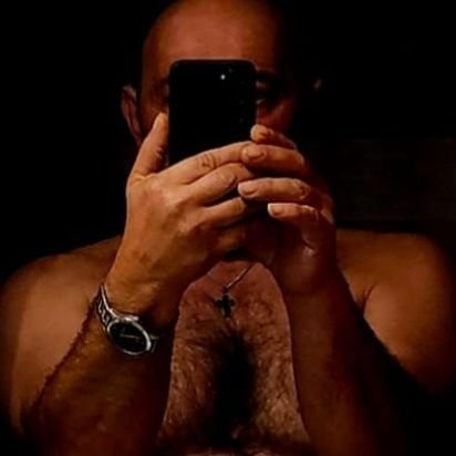 arturote8's profile picture. 