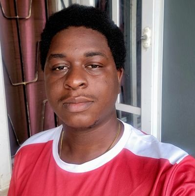 bharmiedesign_'s profile picture. Product Designer | Saas expert