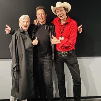 mayemusk2689's profile picture. 