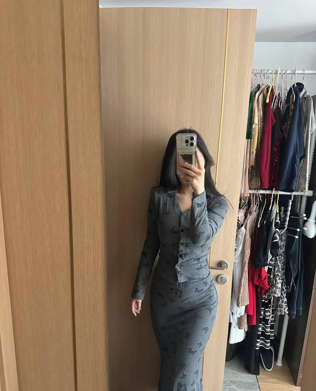 JorelPrudencio's profile picture. 普段は、地味っ子な鈴ちゃんだが実は凄くエロい性癖の持ち主！今では私の言いなり そして、オナニストです。カップルさん・ご夫婦さん・単独女子さんDMお待ちしてます。時々単独男性さん！ギャップに萌え