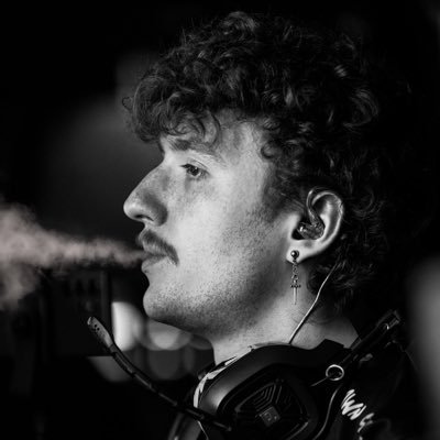 Kexrat's profile picture. 22 || @HDOPTI