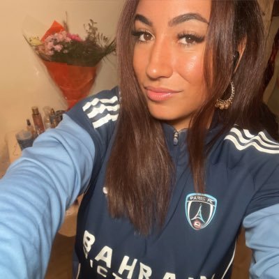 moumouss92sud's profile picture. 🇲🇶✝️- |Ju Lopez est en ligue 1, toi tu manges du riz et du pain🫵🏻🫵🏻 👑Chergui BO africain who say no|| L2 best champ ever|| l’OM est comme un ex toxique ❌