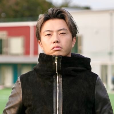 SoccerRapperLeo's profile picture. レオザフットボール/名久井レオ/シュワーボ東京監督兼代表取締役/Youtuber/レオザ学園 @svabo_tokyo 学長/楽曲制作 ( https://t.co/E9khU44xPJ ) /自著📚(https://t.co/MfbyBPm80t)お仕事の依頼・御相談は➡️ https://t.co/ALGEdD1E8W