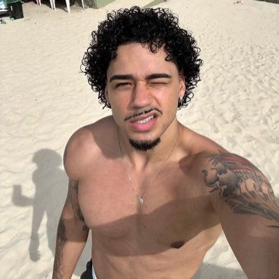 _jayydad's profile picture. +18 | 🇧🇷 🇮🇹 more content below⬇️😮‍💨