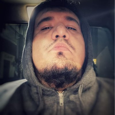 RicardoSolori17's profile picture. 