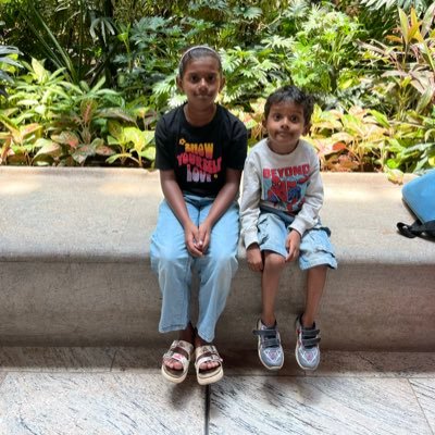 JananiSrin54651's profile picture. 