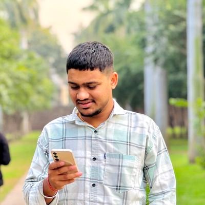 jagu79889's profile picture. Introvert Boy with Zero Friend :)
Let's be Friends if possible...