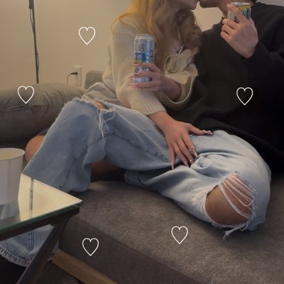 _na_omu's profile picture. - - - - リアル大学生の裏側をみせちゃいます🤲♡ - - - - 撮影OKのセフレ多数♡ ここでしかみられない限定動画🎥