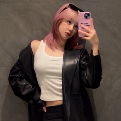 auroraawz's profile picture. cewe jeongwoo | wonyoungism💗 | beauty enthusiast🌷