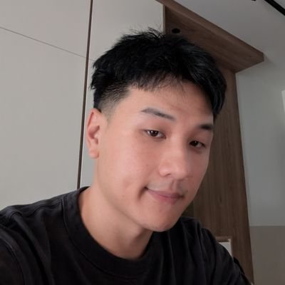 maxgoh222's profile picture. Building persistent memory and context layer for organizational AI

💻 Staff Software Engineer; ex @Amazon