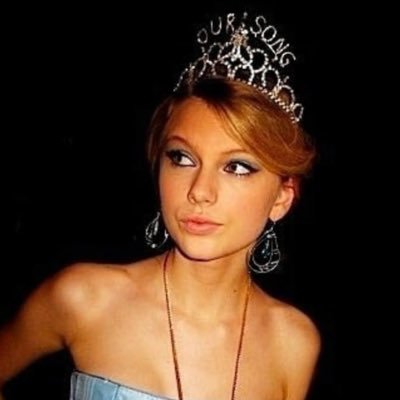 taysdefender's profile picture. 