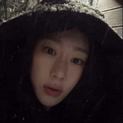 chaery_lovee's profile picture. midzy