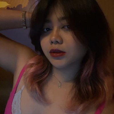 ursadqueen's profile picture. Why only eat one flavour of ice cream when you can have them all?😋🤭