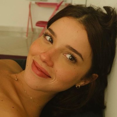 hypothesislov's profile picture. viciada patologia em romances