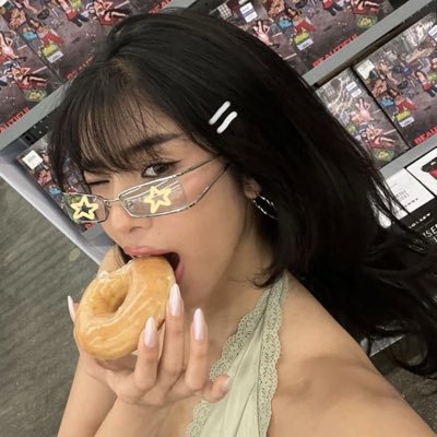 raremood's profile picture. ⠀ ⠀ katseye & surtos. ⠀