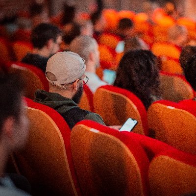 SmaineDev's profile picture. 🕹️Roule ma bosse dans la tech après avoir roulé dans Paris 🚕