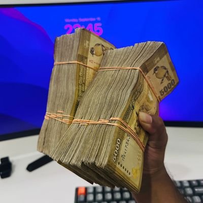 sanda71910's profile picture. 