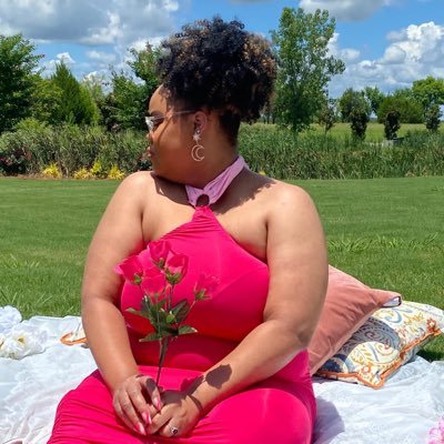 denuchyna87448's profile picture. 