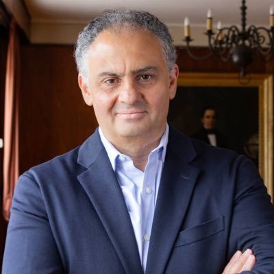 Roberto Saba Profile