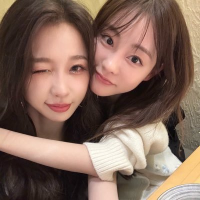 nniiiiin_'s profile picture. 다처먹을지니