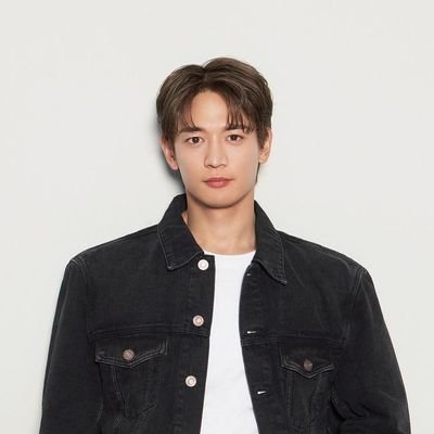 aangrarjun's profile picture. 