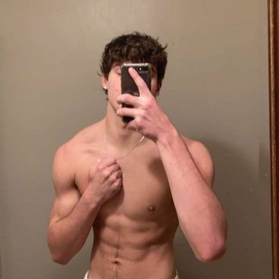 NickStudentBoy's profile picture. Im Nick 23yo Student, Athlete Straight real meets, cam shows & dirty undies chat me on my OF👉 https://t.co/jCAGXFQXl6