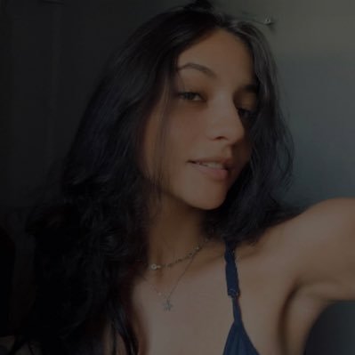 p0polii's profile picture. 𖤣.𖥧.𖡼.⚘