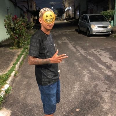 Capetinha_71's profile picture. Seja forte e corajoso! 
- Josué 1:9 🙏🏽