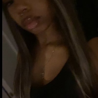 ephraxm_'s profile picture. .