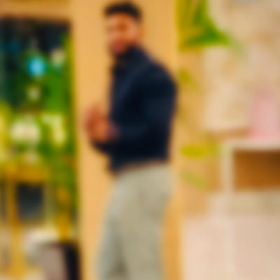 Aaryan0113's profile picture. Yezhu kadal thaandi unnakaaga varuvan . . . .