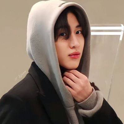 waflems's profile picture. 📮—★ อยากหาเงินหมุนผ่อนสบายเดมเลย 🫧
                   ❰ ★ หนึ่งในดวงใจ💙 ❱
✿ มัมหมีน้องแบมแบม ꒰ #BamBam🍑 ✿
————————————
꒰✿´ ꒳ ` ꒱ OPEN  09:00 - 23:00  🪴- 🌷